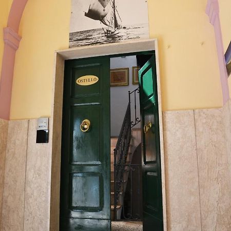 Ostello La Stazione Alba Adriatica Buitenkant foto